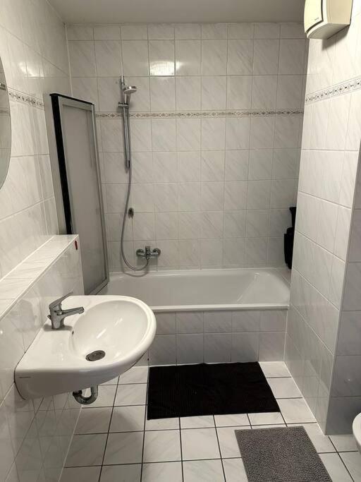 2-Zimmer-Wohnung Mit Balkon & Guter Anbindung In Aschaffenburg Exteriör bild